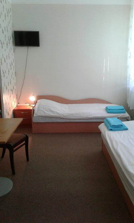 Viesu Maja Ezerkalns Hotell Krāslava Eksteriør bilde